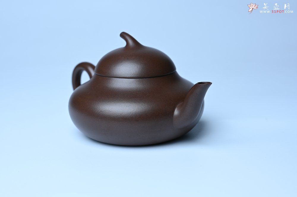 紫砂壶图片：美壶特惠 特好老紫泥茄段梨形壶 茶人醉爱 - 紫砂壶信息网
