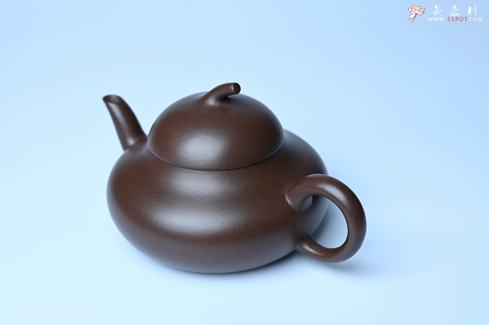 紫砂壶图片：美壶特惠 特好老紫泥茄段梨形壶 茶人醉爱 - 紫砂壶信息网