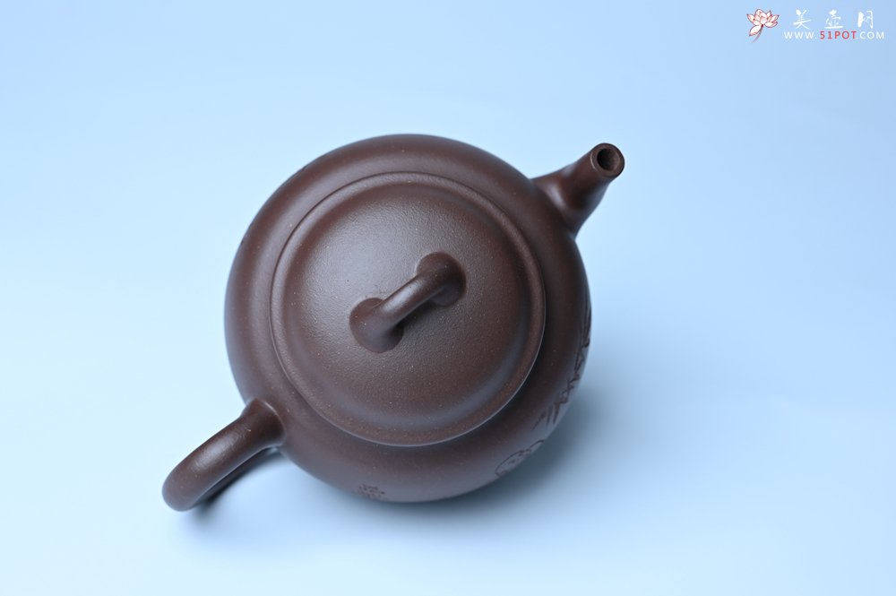 紫砂壶图片：美壶特惠 优质紫泥精致三足鼎壶 品茶论道 - 紫砂壶信息网