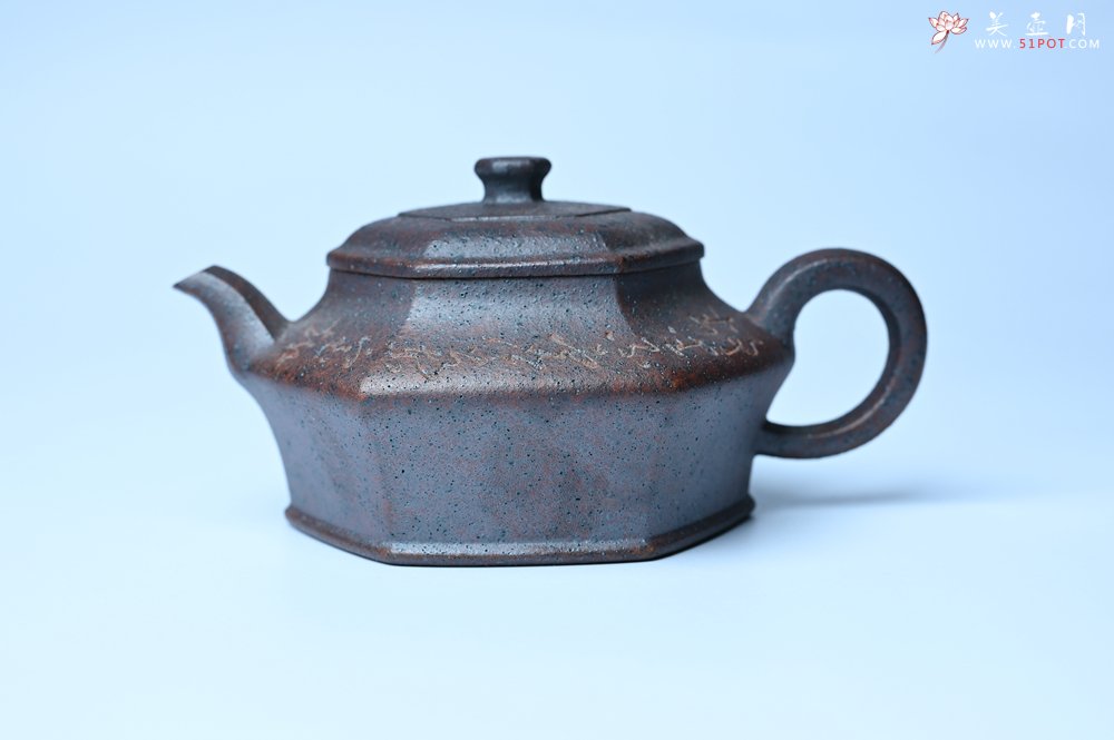 紫砂壶图片：美壶特惠 柴烧六方虚扁紫砂壶 茶人醉爱 - 紫砂壶信息网