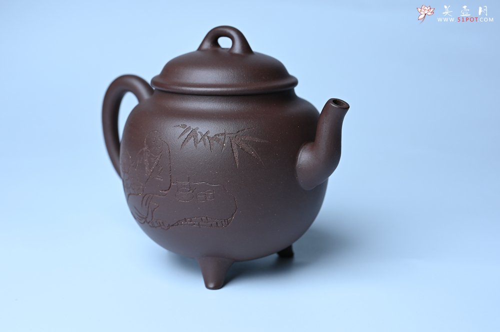 紫砂壶图片：美壶特惠 优质紫泥精致三足鼎壶 品茶论道 - 紫砂壶信息网