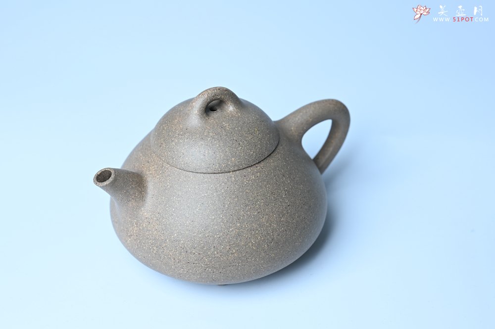 紫砂壶图片：美壶特惠 特好松花段泥精工乳瓢茶壶 茶人醉爱 - 紫砂壶信息网