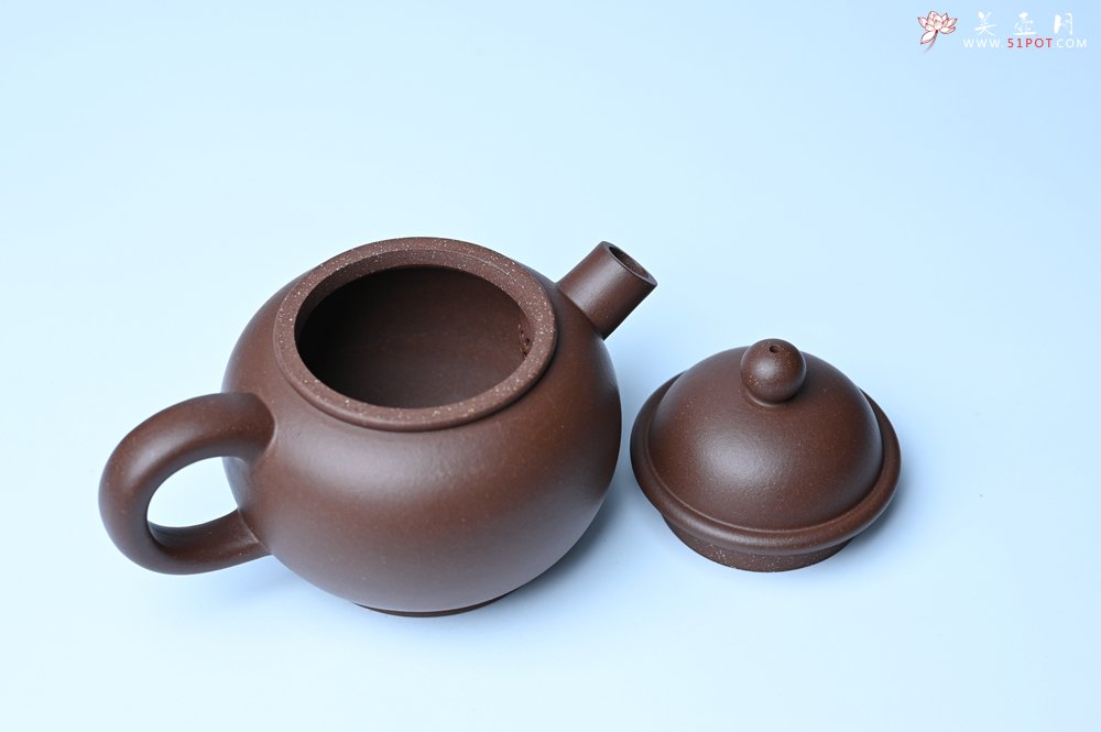紫砂壶图片：美壶特惠 精致黑星红拼紫泥（家藏限量）大炮巨轮壶 球孔出水爽利 茶人醉爱 - 紫砂壶信息网
