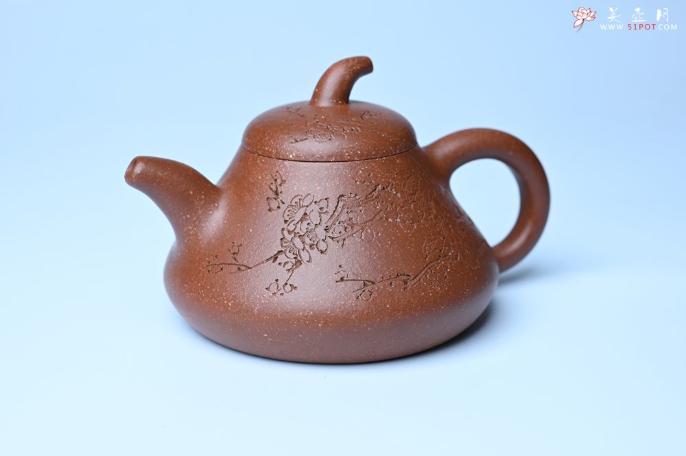 紫砂壶图片：美壶特惠 潜力股王老师 全手工拍打成型茄瓢壶 装饰梅花 特文气 - 紫砂壶信息网