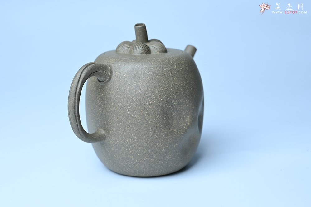 紫砂壶图片：美壶特惠 精致薄胎青段泥瓜菱壶 质量仅84g 茶人醉爱 - 紫砂壶信息网