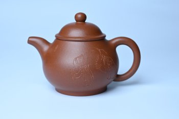 美壶特惠 王老师 全手工红降坡泥潘壶 国助工 易轩 范小君徒杨志超老师刻绘 装饰小富贵特文气 - 紫砂壶信息网