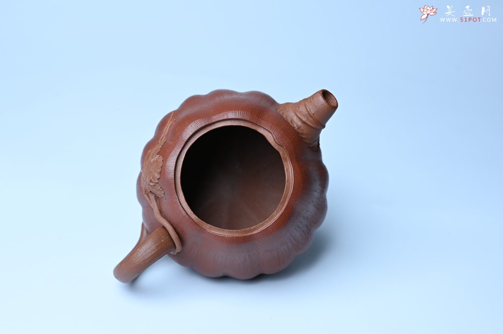 紫砂壶图片：美壶福利特惠 美壶专属定制 精致好料南瓜紫砂壶  肌理丰富生动 - 紫砂壶信息网