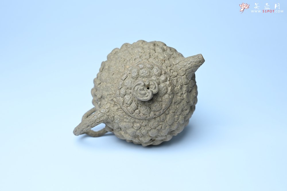 紫砂壶图片：美壶特惠 全手工老青段供春壶 肌理有老树瘿的感觉 灰常赞 - 紫砂壶信息网