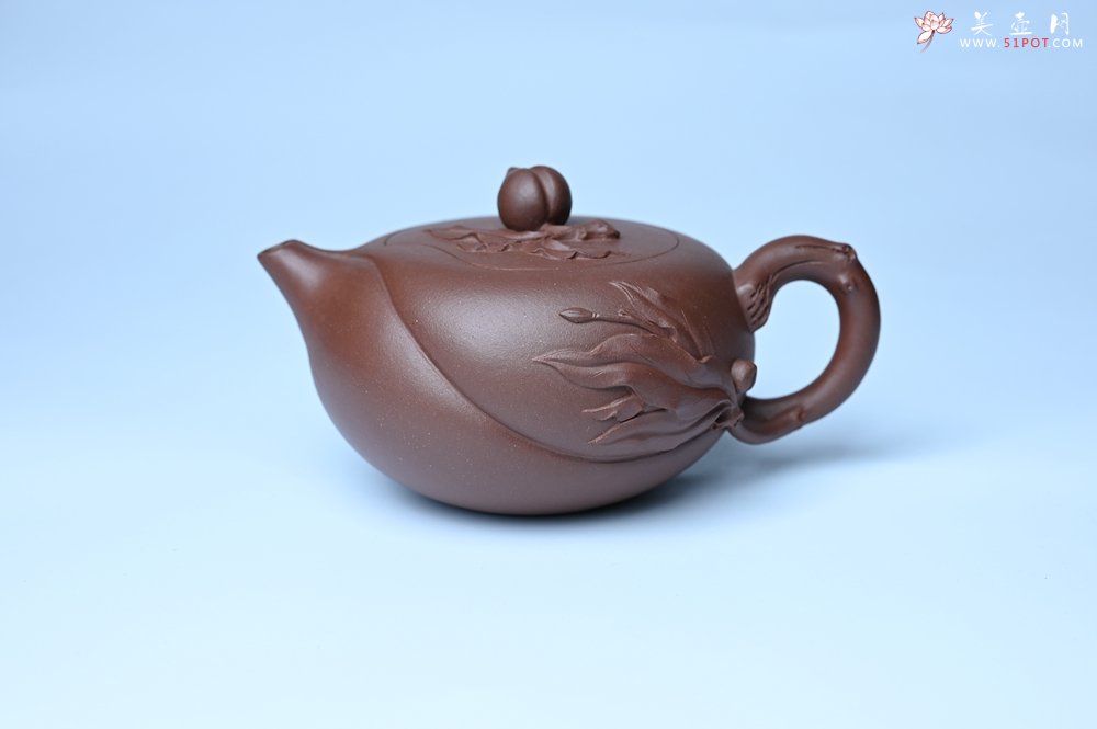 紫砂壶图片：美壶特惠 1993年国工杨军保精致特好紫泥蟠桃壶 - 紫砂壶信息网