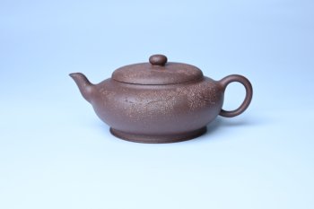 美壶特惠 特好紫泥扁玉壶 装饰不老松 文气十足 - 紫砂壶信息网