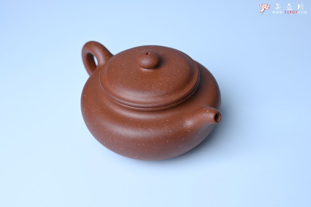 紫砂壶图片：美壶特惠 精致特好共生紫砂矿扁古壶 矿物质丰富 茶人醉爱 - 紫砂壶信息网