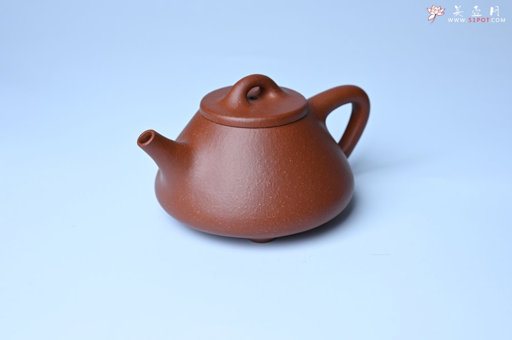 紫砂壶图片：美壶特惠 精致特好黄龙山宝山矿区红降坡泥小子冶石瓢壶 - 紫砂壶信息网