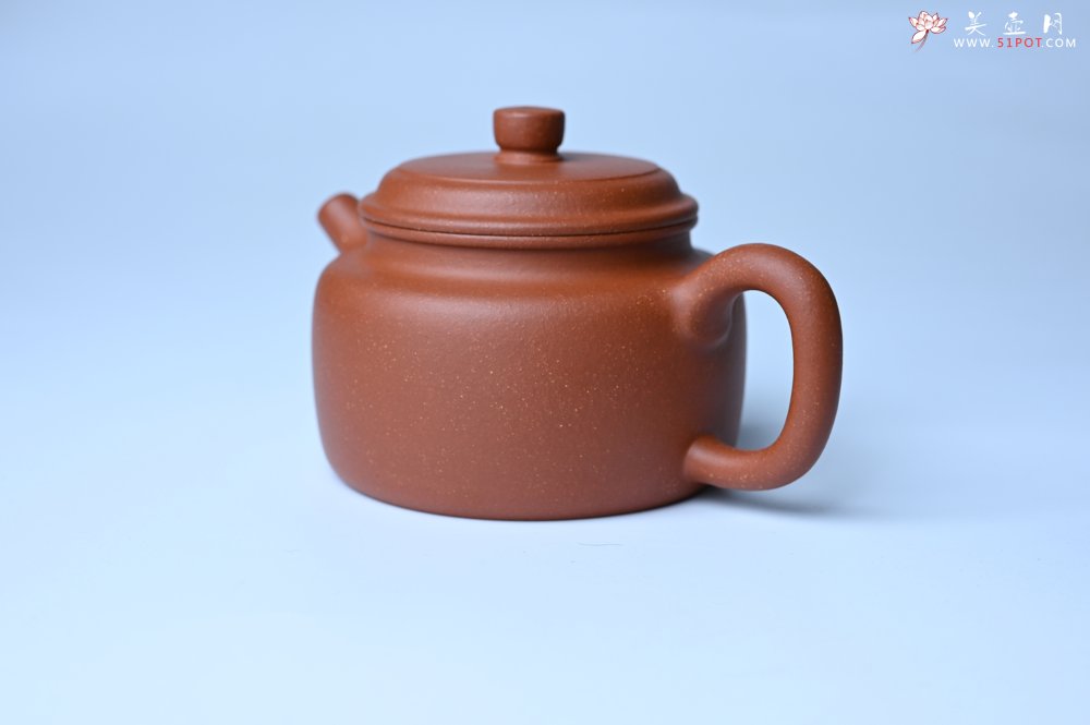 紫砂壶图片：美壶特惠 精致特好黄龙山宝山矿区红降坡泥德中壶 - 紫砂壶信息网