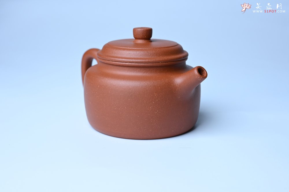 紫砂壶图片：美壶特惠 精致特好黄龙山宝山矿区红降坡泥德中壶 - 紫砂壶信息网