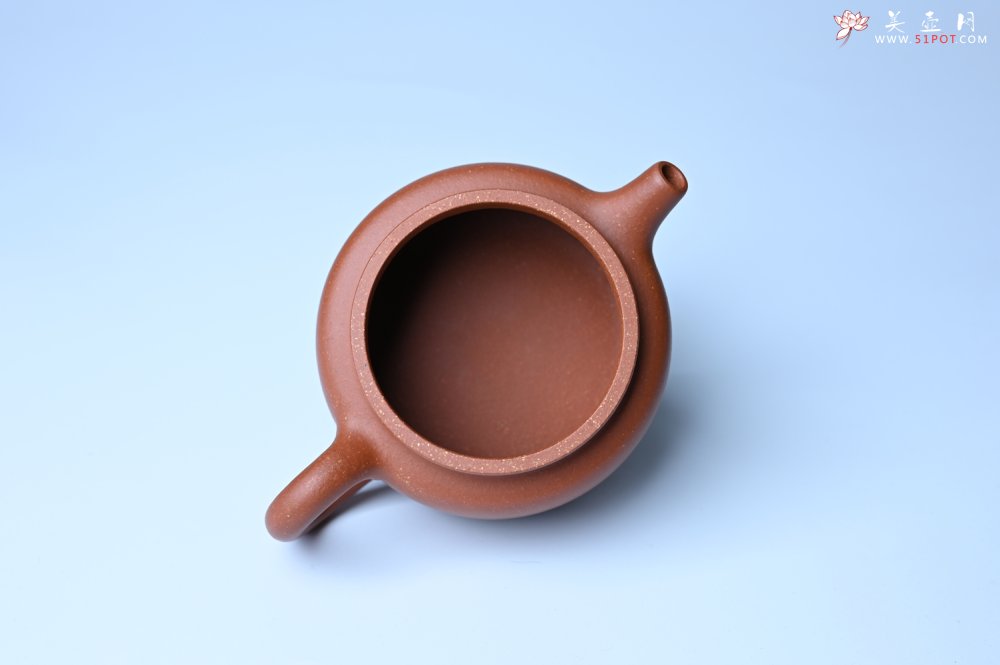 紫砂壶图片：美壶特惠 精致特好黄龙山宝山矿区红降坡泥德中壶 - 紫砂壶信息网