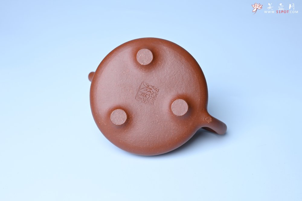 紫砂壶图片：美壶特惠 精致特好黄龙山宝山矿区红降坡泥小子冶石瓢壶 - 紫砂壶信息网