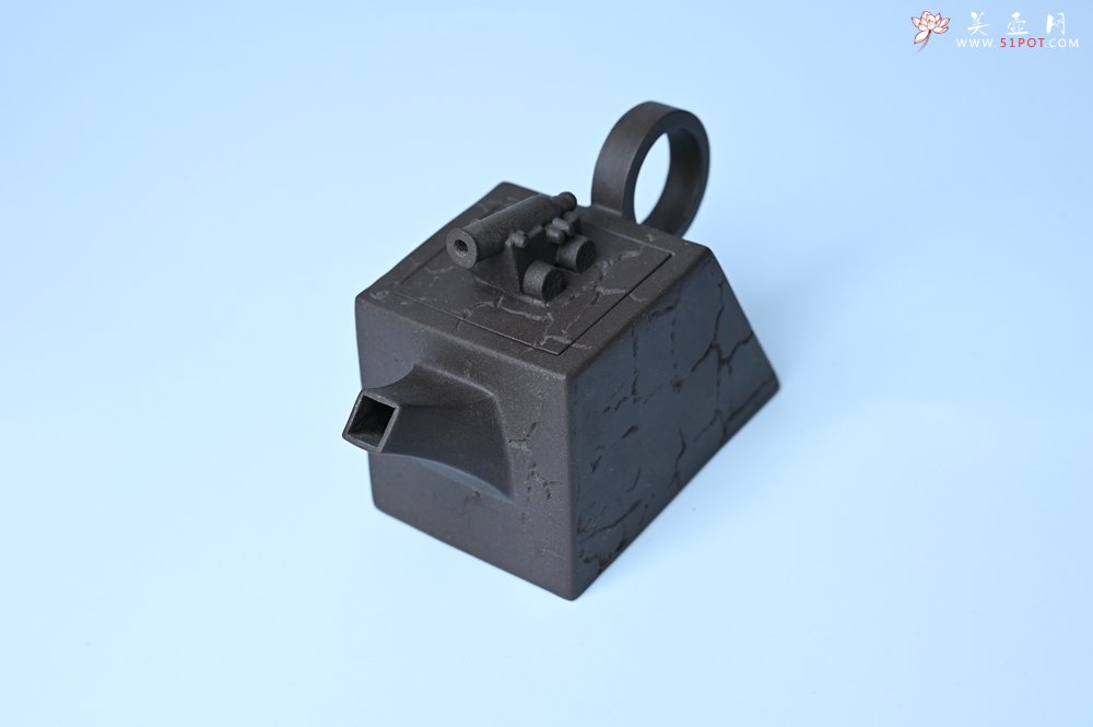 紫砂壶图片：美壶特惠 优质紫泥还原烧威震四方壶 - 紫砂壶信息网